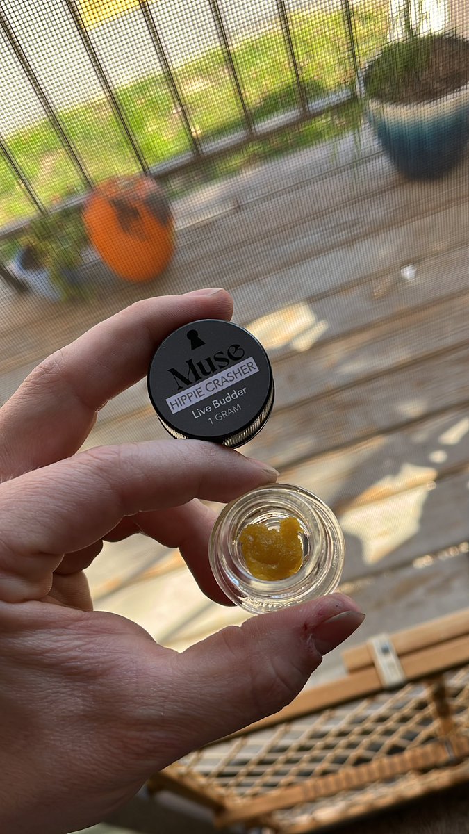 bobbyboy3133's tweet photo. My new fave strain #HippieCrasher its everything a budder should be third time straight picking it up and it just gets better every time @TrulievePA https://t.co/zr05jcMutD