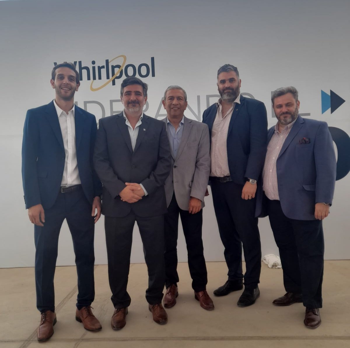 SCIPAPRENSA's tweet image. Tuvimos el agrado de estar presentes en @whirlpool_arg para la inauguración de la planta más moderna del mundo en Pilar. Aportara la generación de fuente de trabajo y crecimiento económico para nuestro distrito.