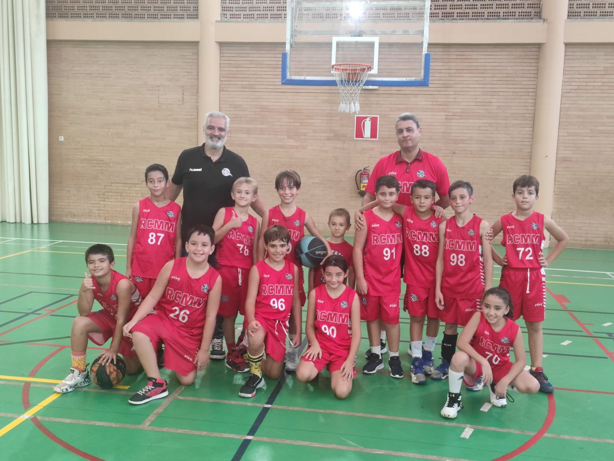 maritimomelilla's tweet photo. El @maritimomelilla @baloncestoRCMM participa en el Memorial García Pezzi @FMBMELILLA con 11 equipos:
1 Peque 2014
1 Peque 2013
1 MiniMasculino
1 Mini Femenino
2 Infantiles masculinos
2 infantiles femeninos
1 cadete masculino
1 junior masculino
1 senior masculino https://t.co/ltFiLkWGSM