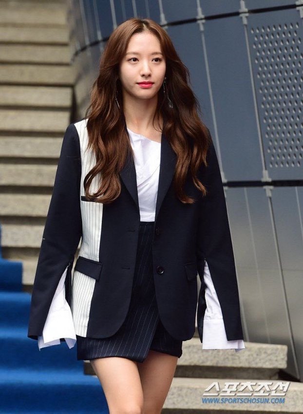 bona pics 🍒 tweet media