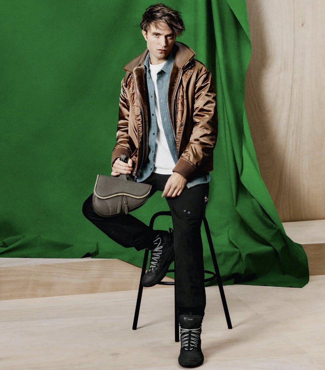 Robert Pattinson for Dior Spring 2023! 

(<a href="/love__cinema/">love🎞</a>)