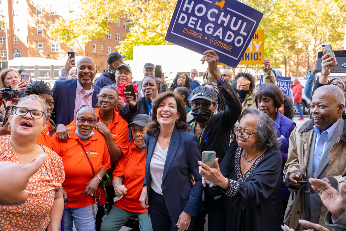 Kathy Hochul tweet media