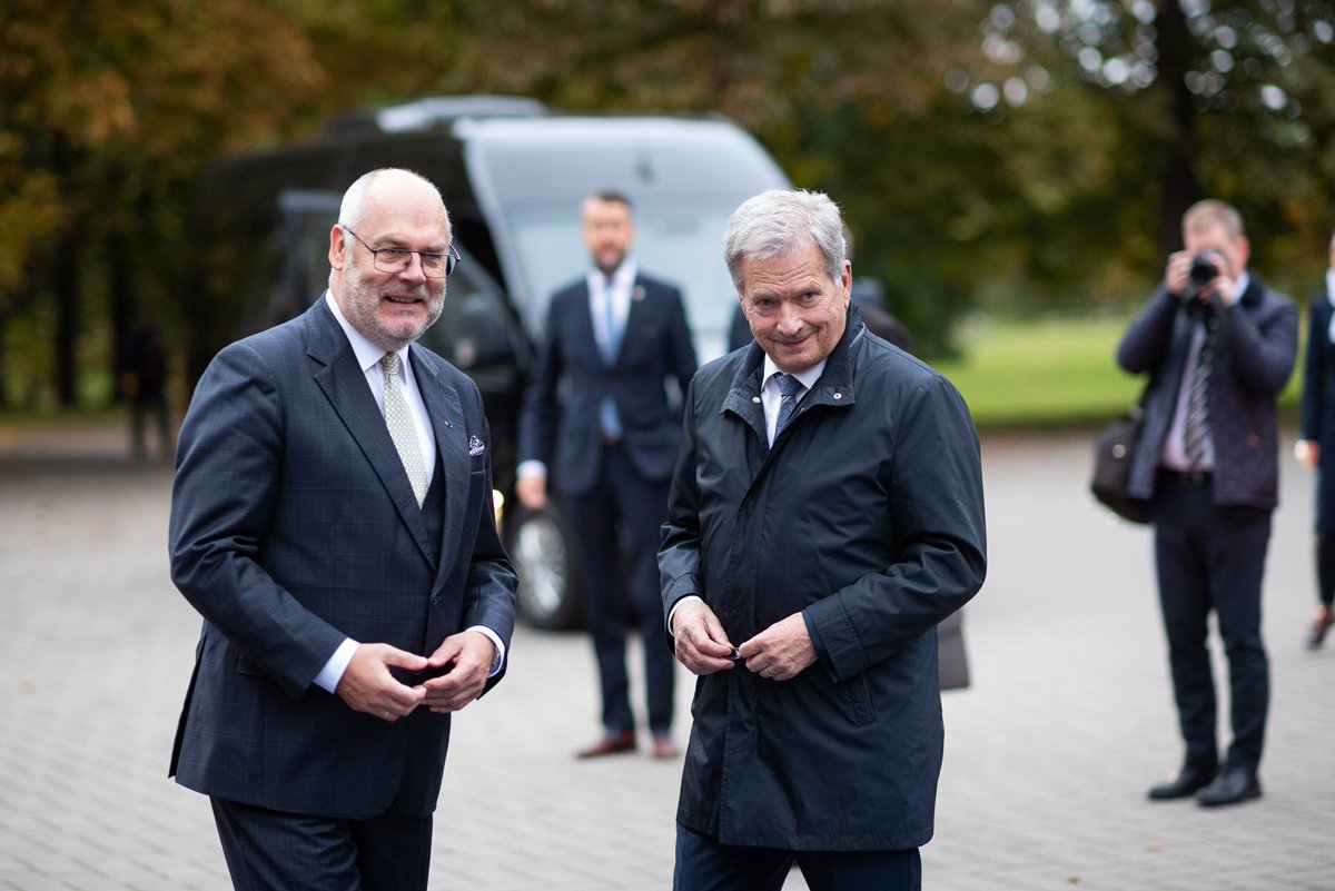 Petserimaakond's tweet photo. Today, the official Ida Narva handover ceremony happened. we welcome Ida Narva to the Republic of Estonia! 🇪🇪🇫🇮🇪🇺 https://t.co/yfXiDbtXbS
