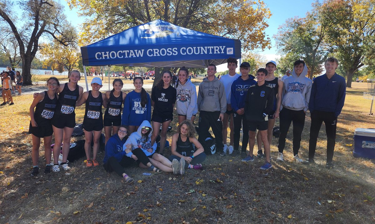 Congulations to the boys and Hannah de Gaston on qualifying for the state meet!! Boys finished 5th at regionals and the girls finished 8th.

#followus 
#GoldStandard