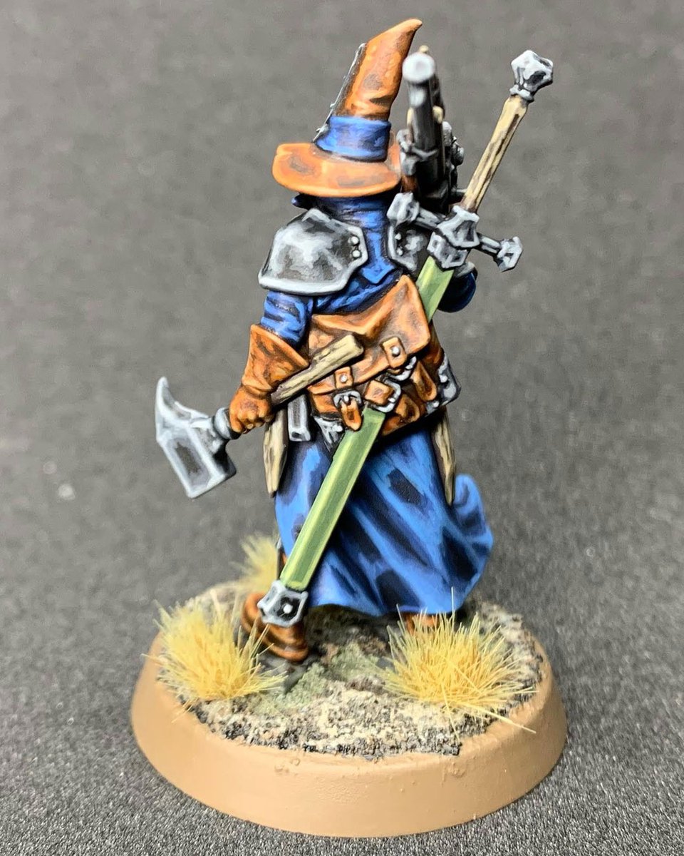 inanimateavata's tweet photo. Jelsen Darrock is first hero to enter the Cursed City. Seeing the models every where reminded me I need to concentrate on finishing one project. So painting them all now and going to play the game. #cursedcity #paintingwarhammer #warhammercommunity 
#jelsondarrock #warhammerquest https://t.co/E4VyZsf9DH