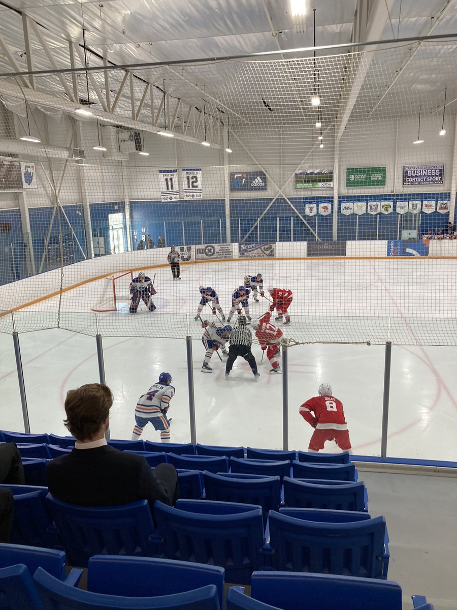 mattmack's tweet photo. Scoreless heading in to the 2nd here at the @ontariotech_u Campus Ice Centre as our @RidgebacksMHKY face off against McGill. Still time to come on out and cheer on the @OT_Ridgebacks ! #GoRidgebacksGo https://t.co/lVaGGdUzQW