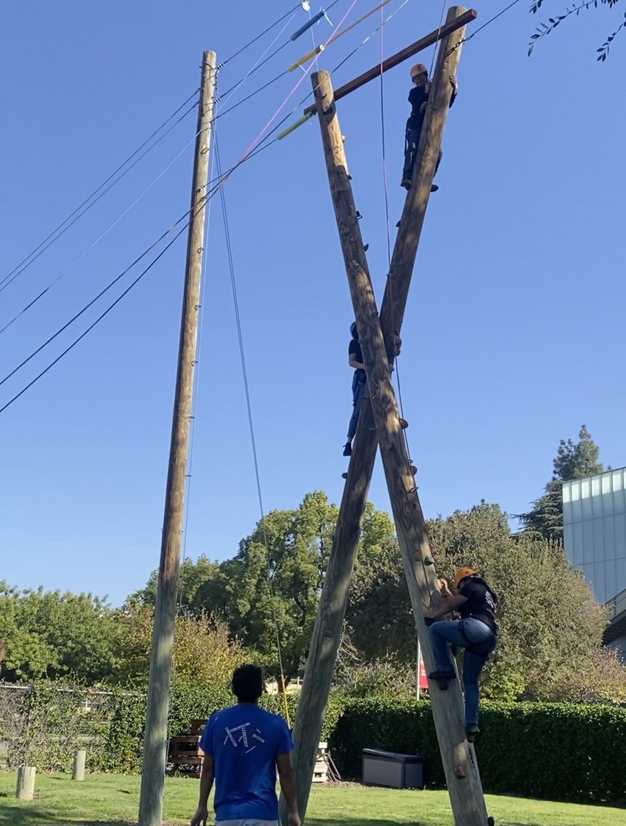 Enseñamos en el Valle Central tweet media