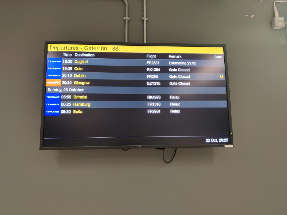 KarenGratton2's tweet photo. @Ryanair I was relaxed when I arrived at the airport despite the chaos at bag drop off, relaxed for the first hour or so of a delay I should be now in Sardinia but instead I've no reasons or apology and I'm sat in the airport do I actually believe the flight will turn up ? https://t.co/CMgmMx3bpk