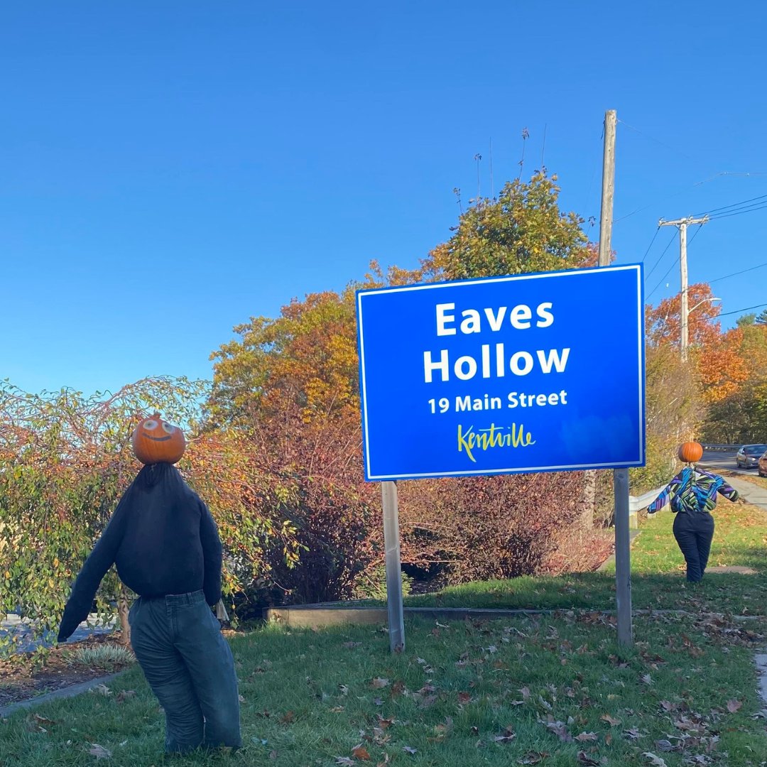 haveitallAV's tweet photo. A beautiful afternoon to get out and see Kentville's Pumpkin People display! The Pumpkin People will be in town for one more week. See them before they're gone! https://t.co/Hvnl5PreP0