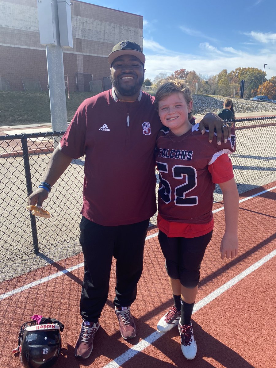 Thank you Mr. <a href="/MrB_Simpson/">Brandon Simpson</a> for coming to the boys’ (&amp; girls’) game today!! You got to see a good one!!  19-12 in OT!!🏈 <a href="/JrFalconFB/">RSHS Junior Falcon Football</a> <a href="/RSHS_Football/">Summit Football</a> <a href="/RSMSPrincipal/">Dr. Birkenmeier</a>