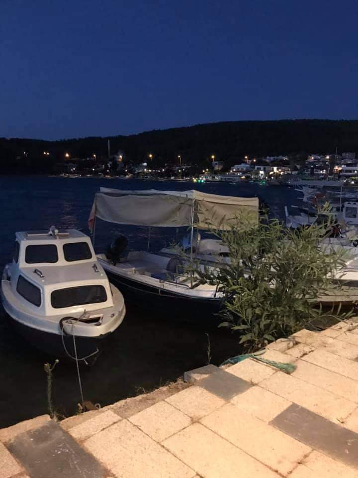 mitCagl1's tweet photo. Gecenin huzuruna, iyi geceler dilerim herkese. https://t.co/OOO2cHAzOT