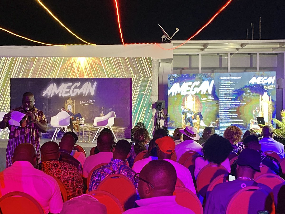 zeusreas's tweet photo. Top c’est lancé. En live & Direct de l’ Hotel Ahoefa Roof Top pour la sortie de « A M E G A N » le tout premier albums de l’artiste ETANE BLEX🇹🇬
#TgTwittos #Amegan #Etane #BlexNation https://t.co/OeOKqCQ9Ry