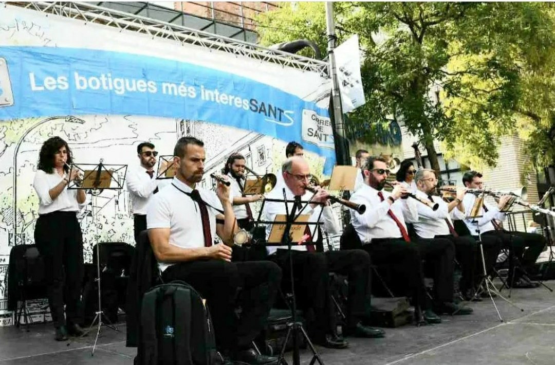 DavidLabrador23's tweet photo. Hoy he podido asistir a la III Jornada del #Tradicat de #Sants organizada por @CarrerdSants. Desde @CiutadansBCN queremos felicitar a los organizadores del evento por su gran trabajo y agradecer sus atenciones durante la visita que hemos realizado con ellos. ¡Todo ha sido genial! https://t.co/e1e8NgTLq5