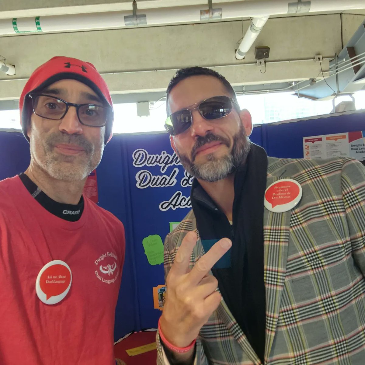 CTRunner21's tweet photo. Great time at #HartfordPublicSchools #ChoiceFair (representing @DwightBellizzi ). I love connecting with our community, families, and potential students. Beautiful day at Yard Goat Stadium. #DBDLA #DwightBellizziDualLanguageAcademy #GoHawks https://t.co/o5TmLNUnAw