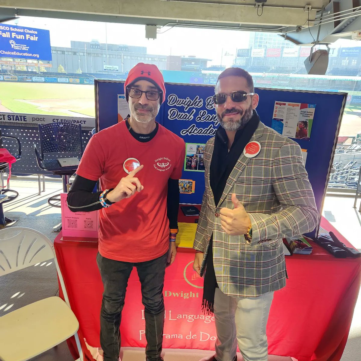 CTRunner21's tweet photo. Great time at #HartfordPublicSchools #ChoiceFair (representing @DwightBellizzi ). I love connecting with our community, families, and potential students. Beautiful day at Yard Goat Stadium. #DBDLA #DwightBellizziDualLanguageAcademy #GoHawks https://t.co/o5TmLNUnAw