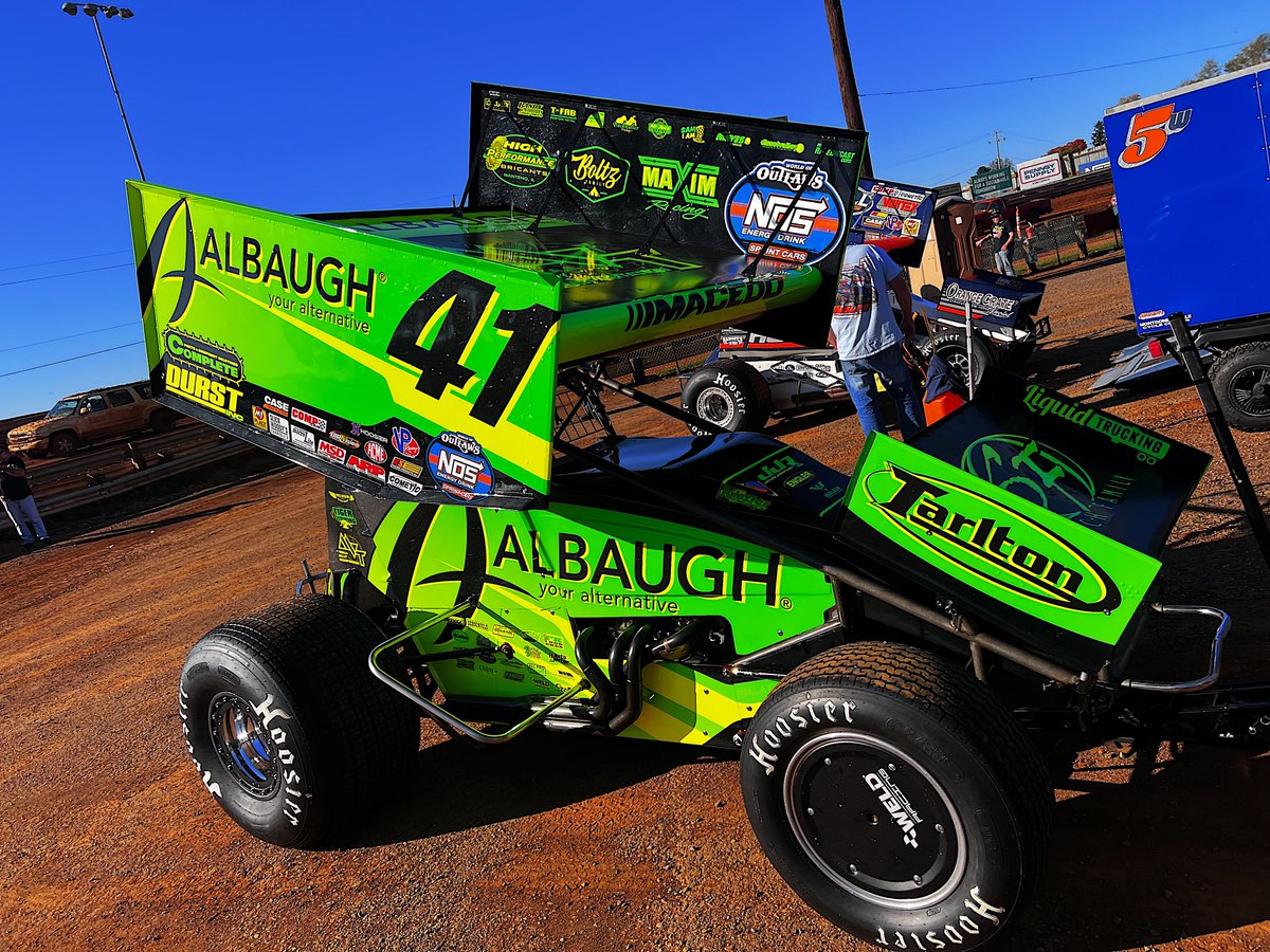 WorldofOutlaws's tweet photo. The champ is here. 😤

@Carson_Macedo goes for his 12th #WoOSprint win of the year tonight &amp; it would be his biggest — a $75,000 repeat at the #NationalOpen60.

@JJR41Updates has won at @WilliamsGrove six times (team-best) and finished third here during the prelim. https://t.co/bhLZ7vbu3B