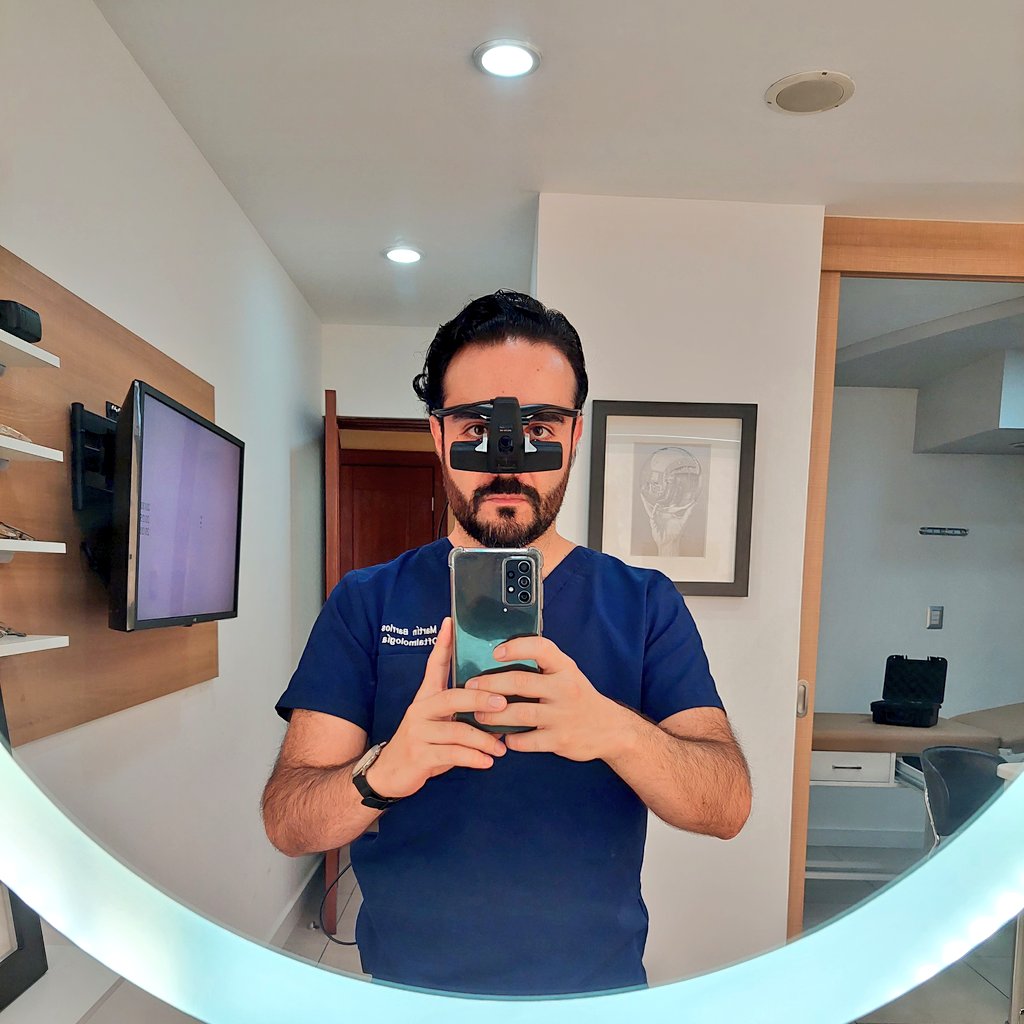 Este modelo de oftalmoscopio indirecto de <a href="/keelerusa/">Keeler USA</a> es lo mejor... excelente óptica, liviano y no te despeina 😅