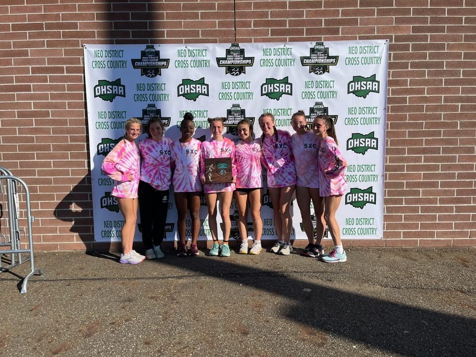 StowgirlsXC's tweet image. ‼️REGIONALS BOUND‼️ It was 🔥 so we had to cool it down today with some 💎💎 Stow ladies took🥈🥈 at Districts with three of our ladies making it out individually! Congrats to these amazing ladies!