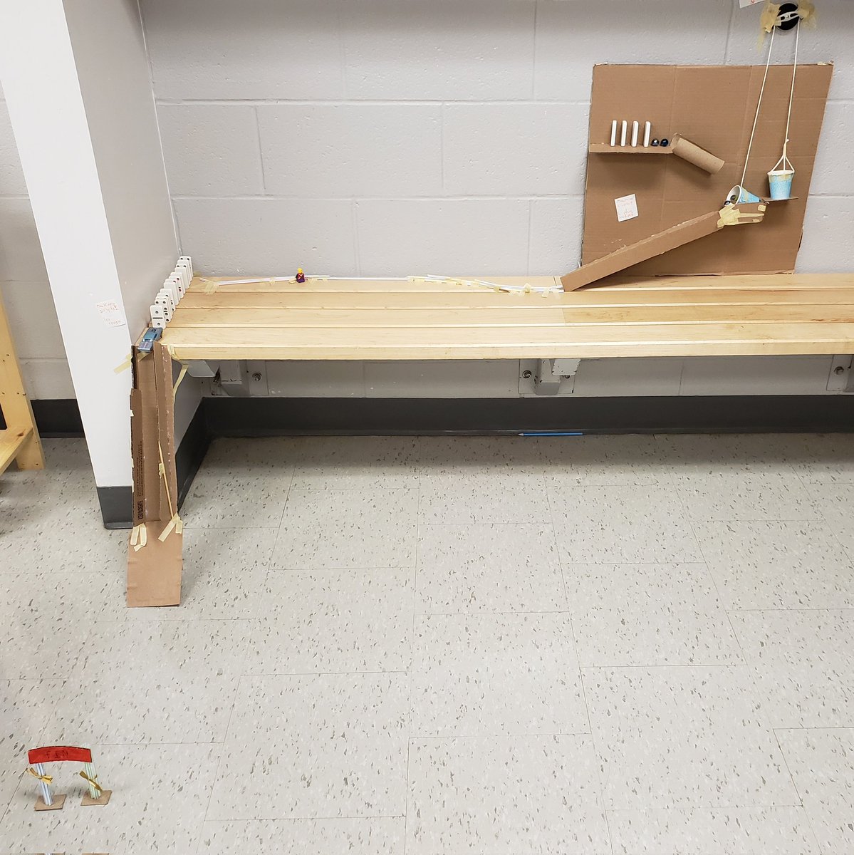 Jewlya_L's tweet photo. 8JL @louisearbourfi spent the week using inquiry to plan, create, test, and modify their Rube Goldberg machines. https://t.co/0vG75DKZP6