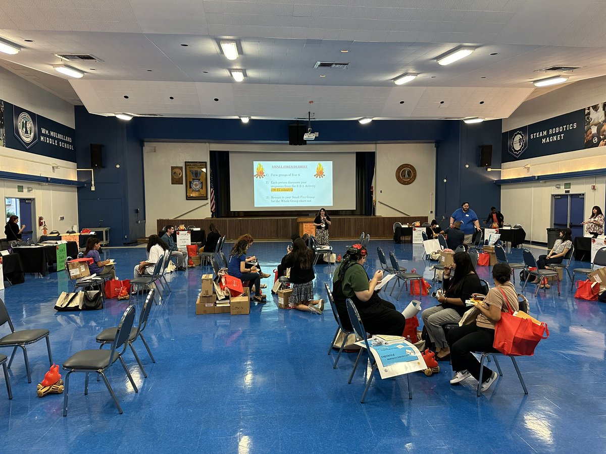 tgi_tta_lausd's tweet photo. Thank you Dr. Reams and #LDNW for welcoming the #TGIProgram to the October 2022 LDNW New Teacher Meet & Greet. We are happy to be part of the Systems to Support Professional Growth and Learning for our new teachers. #inductionandcredentials #Pillar5 @LAUSDHR https://t.co/2D7xon1zLQ