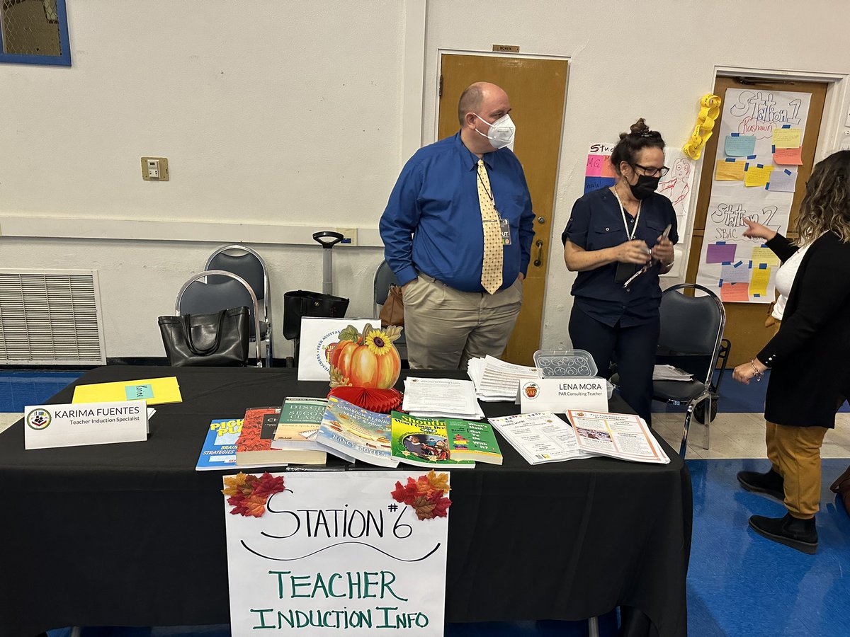 tgi_tta_lausd's tweet photo. Thank you Dr. Reams and #LDNW for welcoming the #TGIProgram to the October 2022 LDNW New Teacher Meet & Greet. We are happy to be part of the Systems to Support Professional Growth and Learning for our new teachers. #inductionandcredentials #Pillar5 @LAUSDHR https://t.co/2D7xon1zLQ