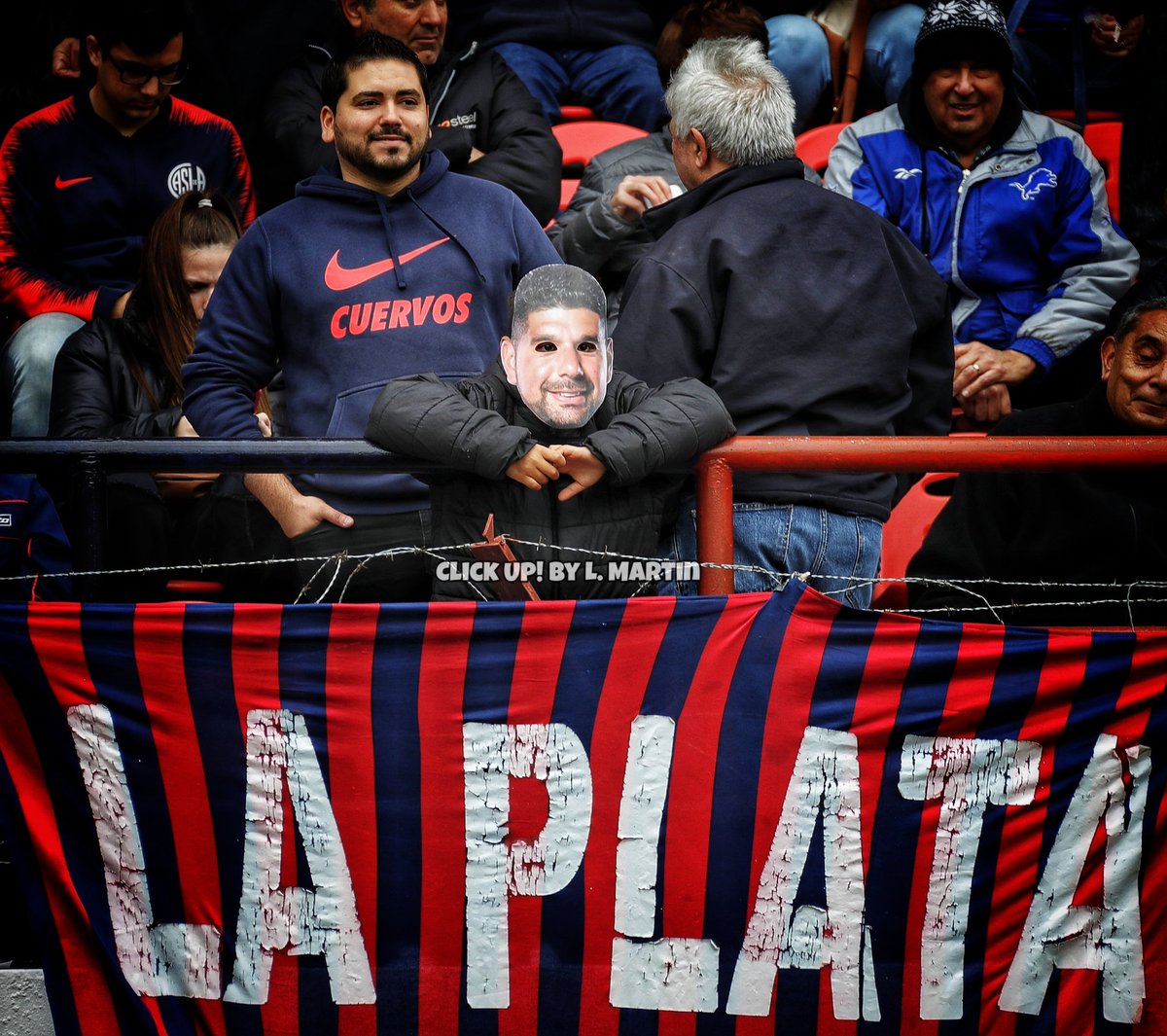 CLICK UP! tweet media