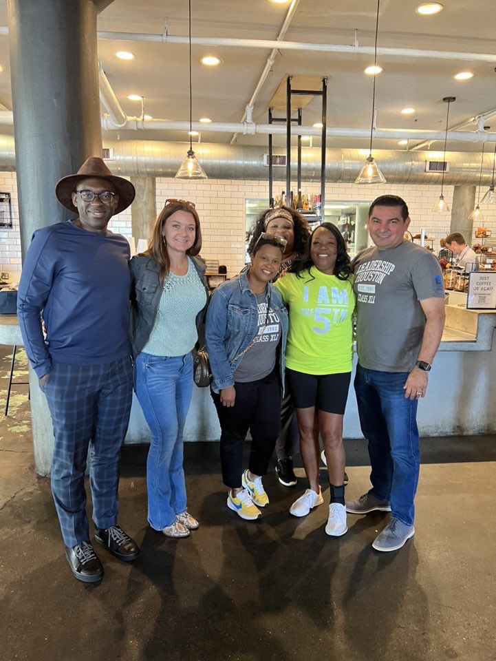 DrJYAndrews's tweet photo. Road Rally Day with my @LeadershipHoust family! So much rich history in Houston! #BestClassEver #Class41 https://t.co/MUjU1RHSLO