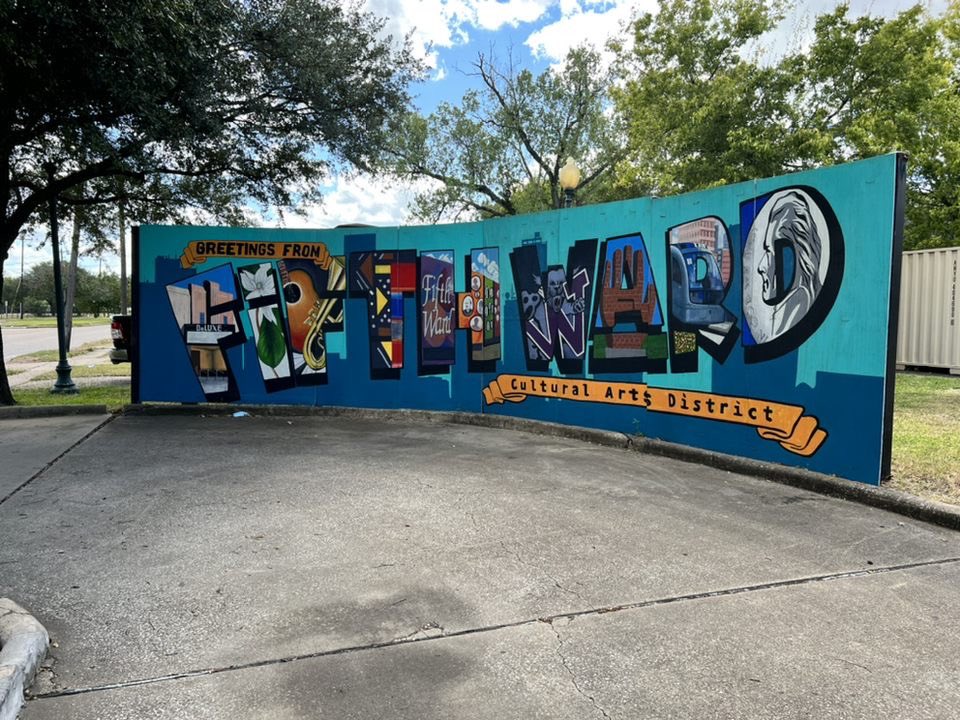 DrJYAndrews's tweet photo. Road Rally Day with my @LeadershipHoust family! So much rich history in Houston! #BestClassEver #Class41 https://t.co/MUjU1RHSLO