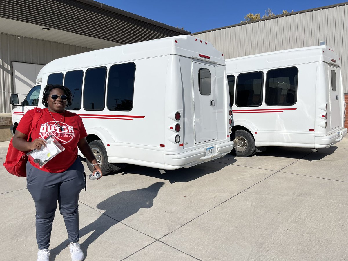 Thank you to <a href="/IowaBCA/">IowaBCA</a> for allowing us to practice at the coaching clinic today! Fun to see so many <a href="/IGHSAU/">IGHSAU</a> and <a href="/IHSAA/">IHSAA</a> coaches!! Hope everyone has a great season! #GoDutch #DutchIsDifferent 
Pit stop at Jethros before heading back to Pella! 🍽