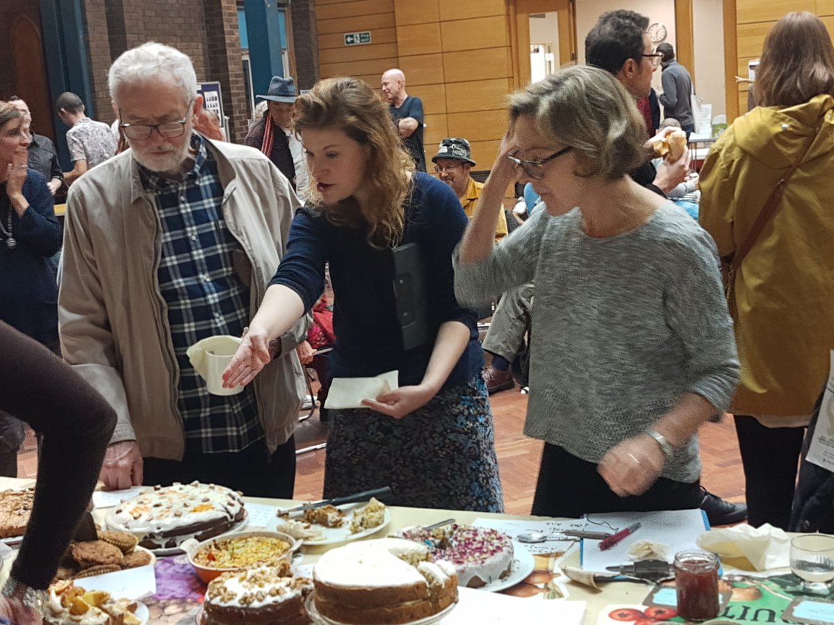 _AlexandraLil's tweet photo. I take my cake competition judging extremely seriously. Happy 10th Birthday @ktvegbox - what a wonderful party! 🥳 

#local #organic #sustainable #community #cooperative #vegetables #cakes #corbyn #tufnellpark https://t.co/axyP3Vxw0Q