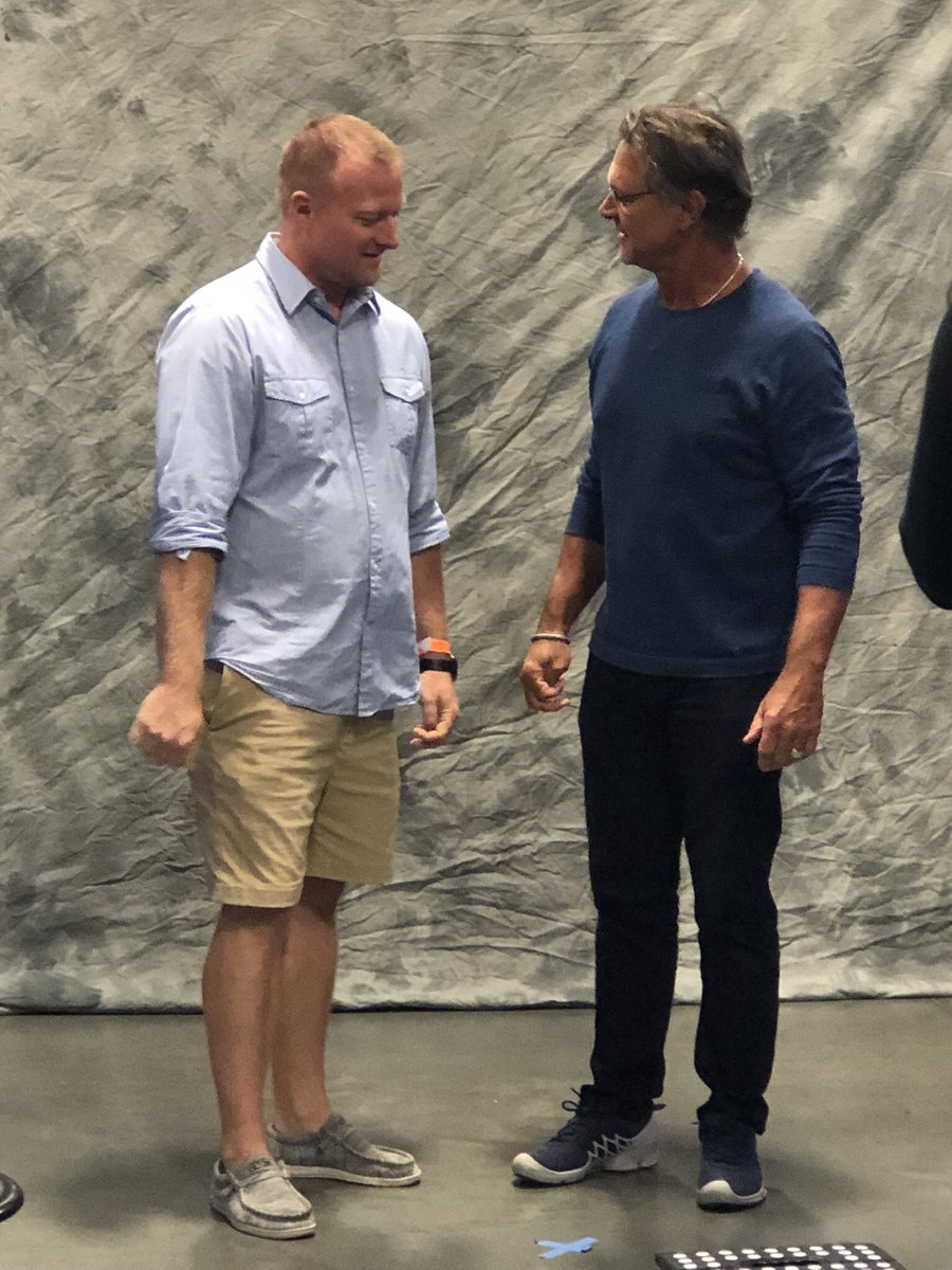 CSASHOWS's tweet photo. Don Mattingly signing at the CSA Show Saturday!
#donmattingly #csashow #baseball #baseballlife #mlb #csashows #thehobby #whodoyoucollect https://t.co/6OSxKGjtsb