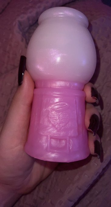 It&rsquo;s beautiful @VelvetAlleyToys https://t.co/XItxfT8fLN<a class="tags" target="_blank" title="On Twitter" href="/?out=eyJ0eXAiOiJKV1QiLCJhbGciOiJIUzUxMiJ9.eyJpYXQiOjE3MjUyODQ5NjQsImlzcyI6InR3cG9ybnN0YXJzLmNvbSIsIm5iZiI6MTcyNTI4NDk2NCwiZXhwIjoxNzU2ODIwOTY0LCJyZWRpcmVjdF91cmwiOiJodHRwczovL3R3aXR0ZXIuY29tL1ZlbHZldEFsbGV5VG95cyJ9.eWOqy_A61R8feo6KLb5XRJSu13MYuskrUCT8cQk2kKDfOAex-pfakryLESwt2K_Lu_MxgS9BPzEfCOASO2a77w">@VelvetAlleyToys</a><a href="/tag/sextpanther"class="tags"><span>#sextpanther</span></a>