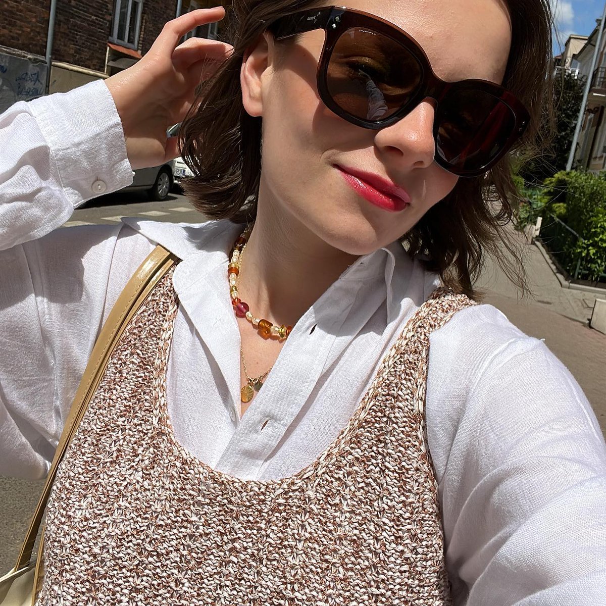 ni_rt_e's tweet photo. dainia arrived this afternoon in Macao for the Opening Ceremony! 
For the Opening Ceremony she has wears a beautiful light outfit.
#Eurovisnt https://t.co/qrSCXr7Xmm