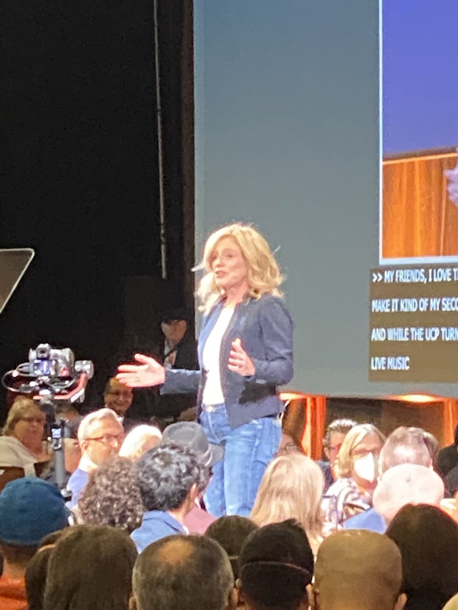 Alberta NDP Convention 

Great to hear from our leader and the next Premier of Alberta today <a href="/RachelNotley/">Rachel Notley</a> . She talked about the need to address the huge profits from grocery store. This is why I’m supporting the #AlbertaNDP and I encourage all of our member to do the same.