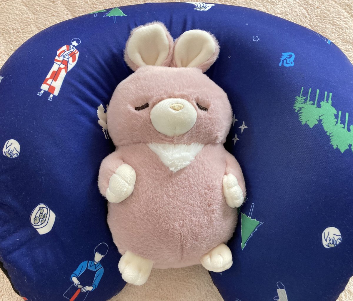 emiryo_yszw's tweet image. どうしよう……🥺
可愛すぎるセット見つけてしまった……🥹💙🐰
 #吉沢亮  #PICU  #らびこ