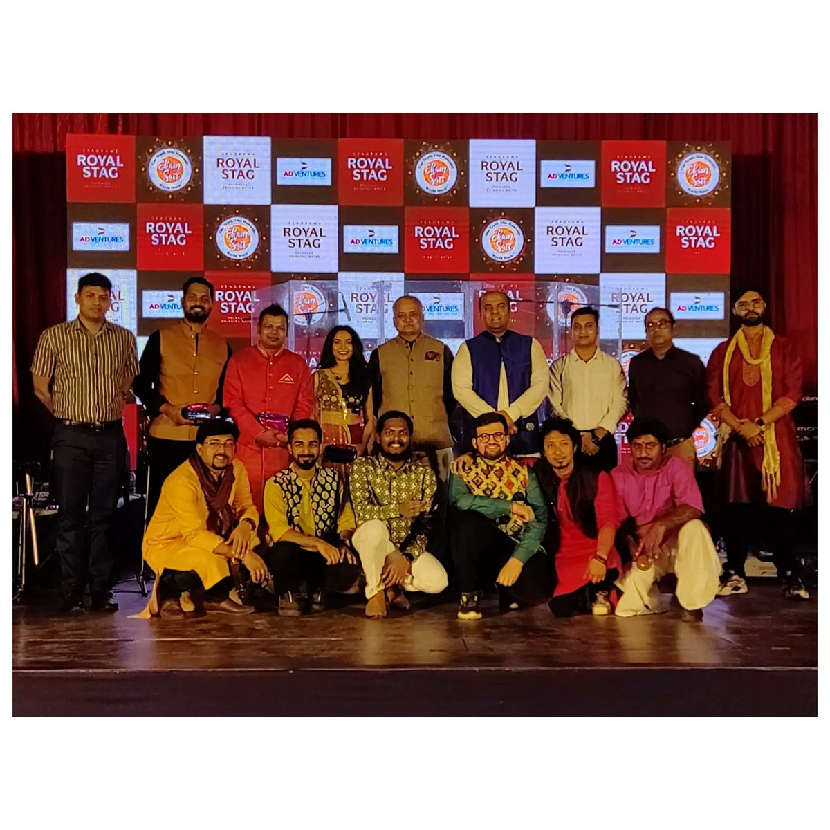 dabliameya's tweet photo. Guwahati! One more location is covered with our Music Therapy Concert under the @AmritMahotsav
Great time last evening performing for the @adgpi at the Guwahati Army Cantt, the concert was well received &amp; over 400+ Soldiers &amp; their families enjoyed the show! @easterncomd https://t.co/F3Mdqmb262