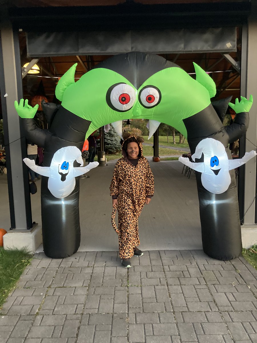 dsvannostrand's tweet photo. Morgan at @CampTaKumTa Halloween Party #fun #thankyou https://t.co/mUHDavePIH