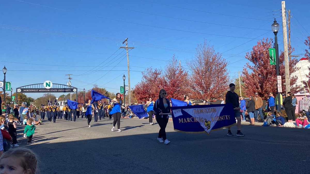 PenneyAthletics's tweet photo. The Hamilton Hornets Marching Band at NWMSU Homecoming Parade were rocking it this morning! 🎶🐝 https://t.co/iKpyxbV9gK