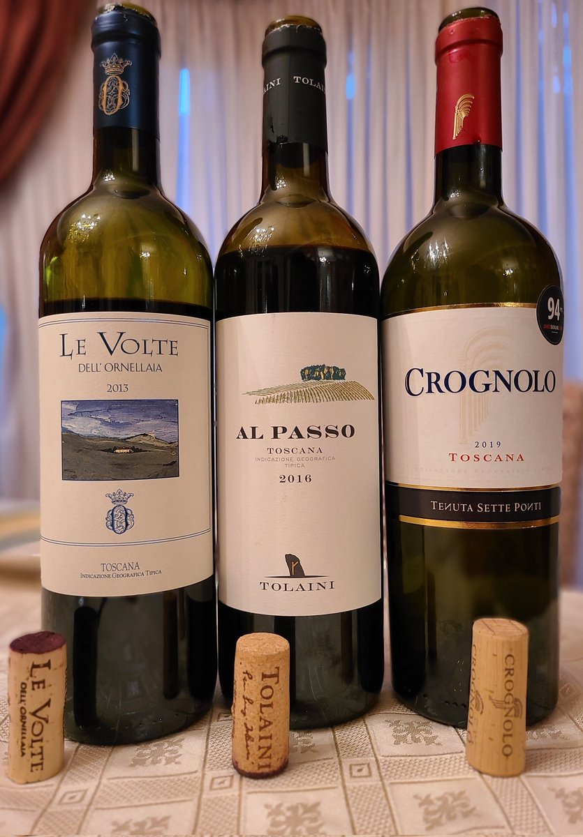 MTLWINEGUY's tweet photo. Toscana IGT 👍🇮🇹🍷😃🍇 🍇🍇
@Ornellaia #LeVolte #2013
@TolainiWines #AlPasso #2016
@TenSettePonti #Crognolo #2019
@dpen_vini @Ahachey101 @JohnMFodera @aonedone99 @S_Andreoni @Vinofilosofia @Constan70997526 @pietrosd @RussellVine1981 https://t.co/XUaUqupmEJ