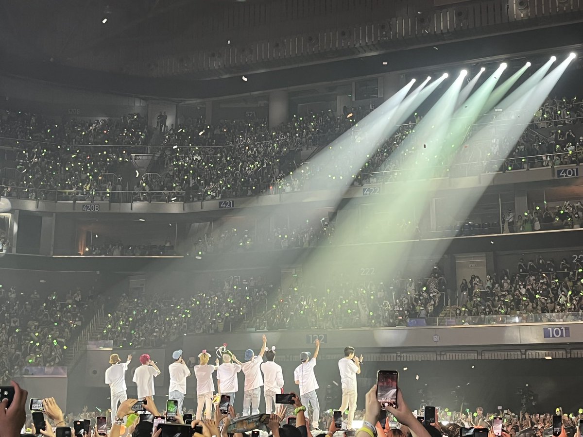 999suh's tweet photo. 18/n 

nct best bois 😭💚 https://t.co/7xyE3JeyZb