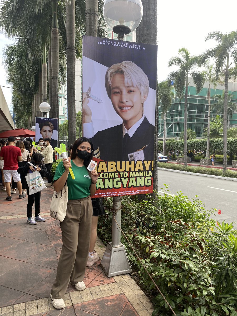 yangbaobao_'s tweet photo. Still in cloud nine seeing these fan projects I supported! 🥺 Didn’t got the chance to see the ones in Edsa and Rob tho.

But nonetheless, tyssm to @LYYSUPPORTPH for leading this &amp;  @YANGYANG_BAR for the bday ad!

‘til our next fan support for Yangyang. 🐏💛

#WayVTakesOverManila https://t.co/yHlq7sS2I7