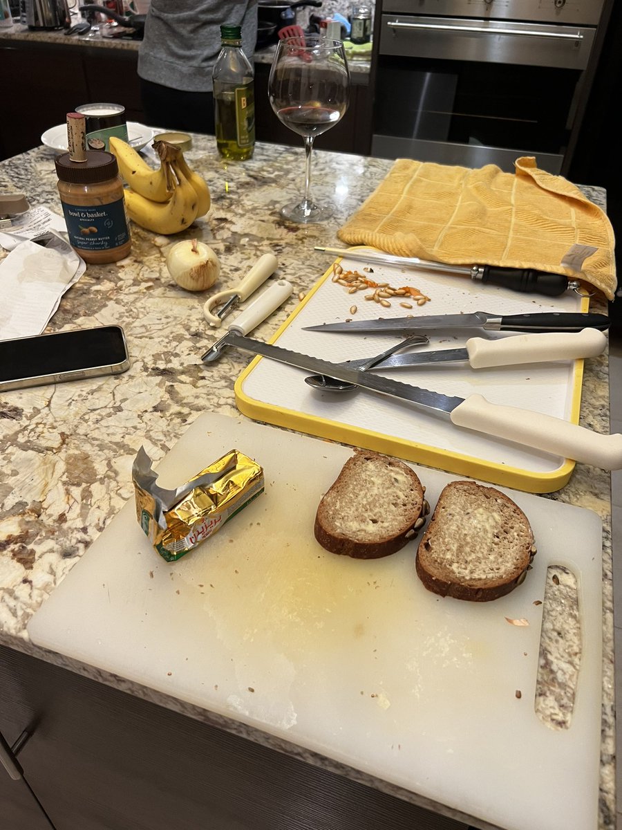 Colin Rhys tweet media