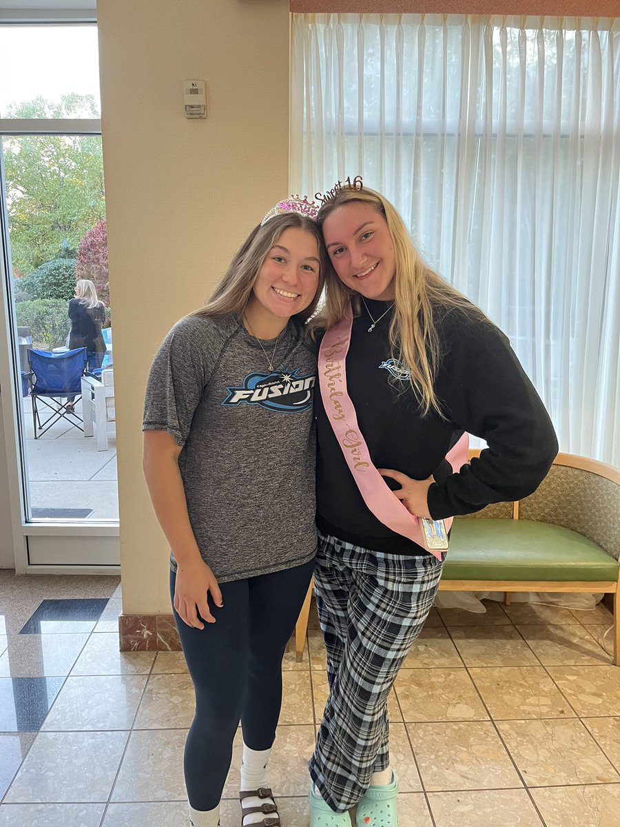 Our Regional team celebrated some early birthdays tonight at team dinner!!