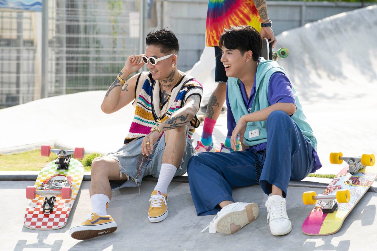 Are you ready to dance!? 😎

Click on TikTok link and Let's dance!
👉🏻 bfan.link/SDbadboy 

#SDBadboychallenge #SDThaiTay #Nanon