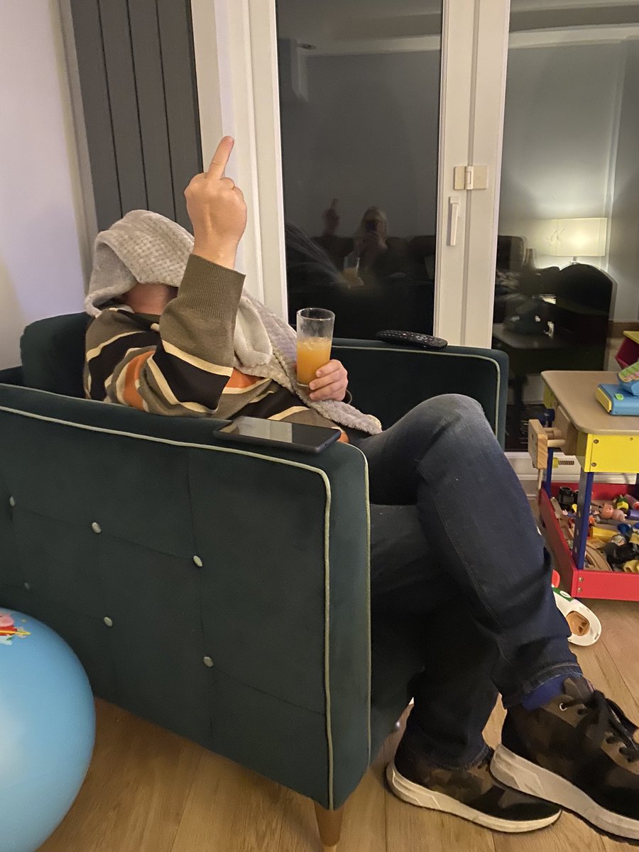 gorbals01's tweet photo. Sitting with the biggest Pet Shop Boys fan enjoying my birthday drinks! Think he’s had one too many and now thinks he’s Chris Lowe 😂@HibbySmurf https://t.co/bUvg6DmjJS