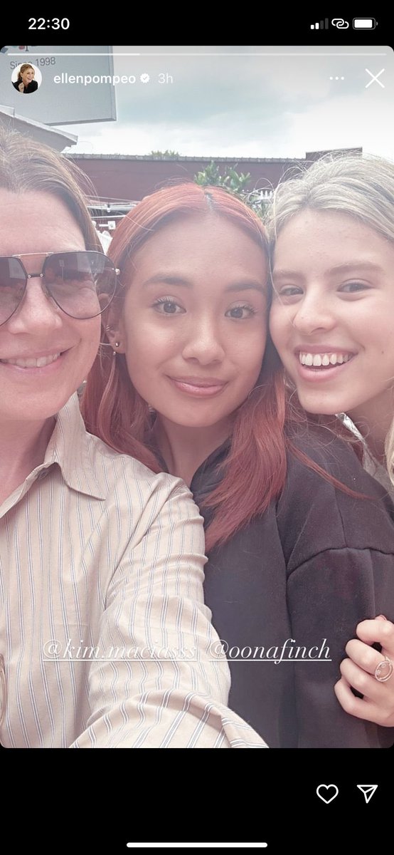 ellenpcomfort's tweet photo. Literally her posted on her story 😭 https://t.co/YR6runpJPm