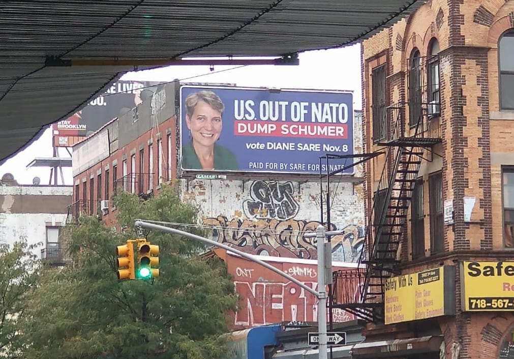 howiecopywriter's tweet photo. @RonPaul @RonPaulInstitut it's the Ukraine war that is smashing us #usoutofnato #sareforsenate gotta get out the word now https://t.co/44BLW8Pk2A