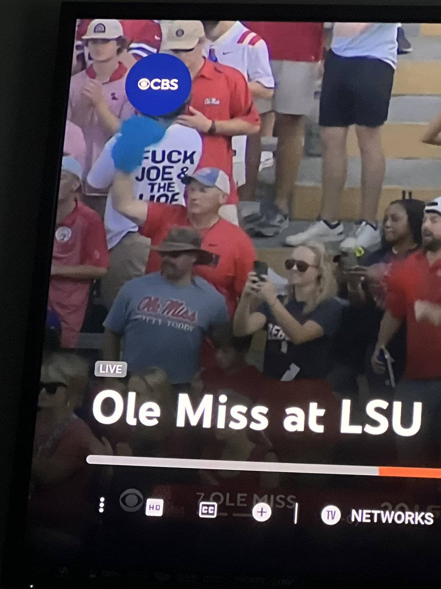 Lakeview_DDB's tweet photo. Watching the Ole Piss and LSWho game and this guy appears.  Fantastic!!! Hahahahhahaha https://t.co/PMvGEeftvy