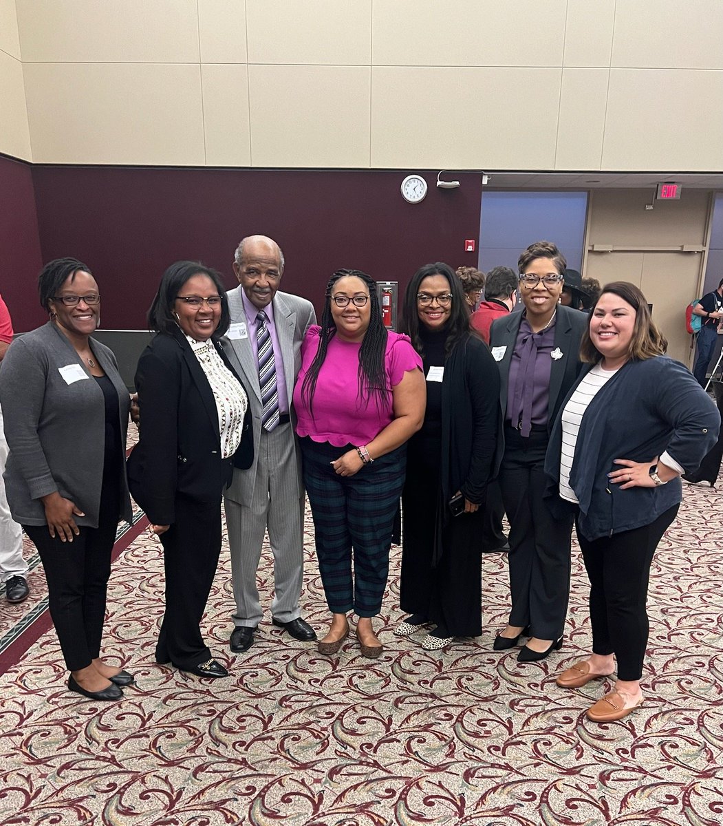 What a wonderful, amazing day at the Color of Education Summit! We got a pic with Dr Dudley Flood! #ColorofEducation @theNCForum @DudleyFloodCtr @mellottahill1 @sabrinasteig @KHill_educator @LatreiciaAllen @MsTMJohnson @CCSSuptConnelly @A_Kazouh @DrWilsonNorman @CumberlandCoSch