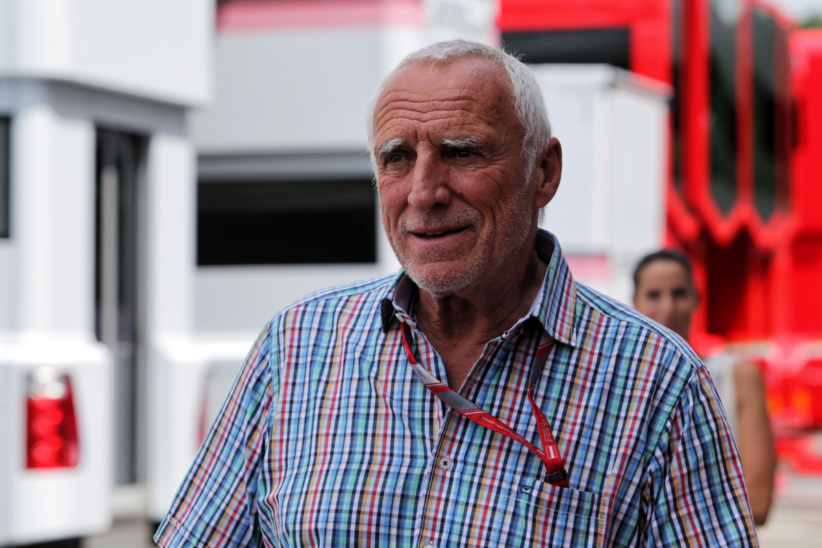 Planet_F1's tweet photo. BREAKING NEWS:

Red Bull co-founder and owner Dietrich Mateschitz has passed away at the age of 78. #F1 https://t.co/mbtfjX6CkX